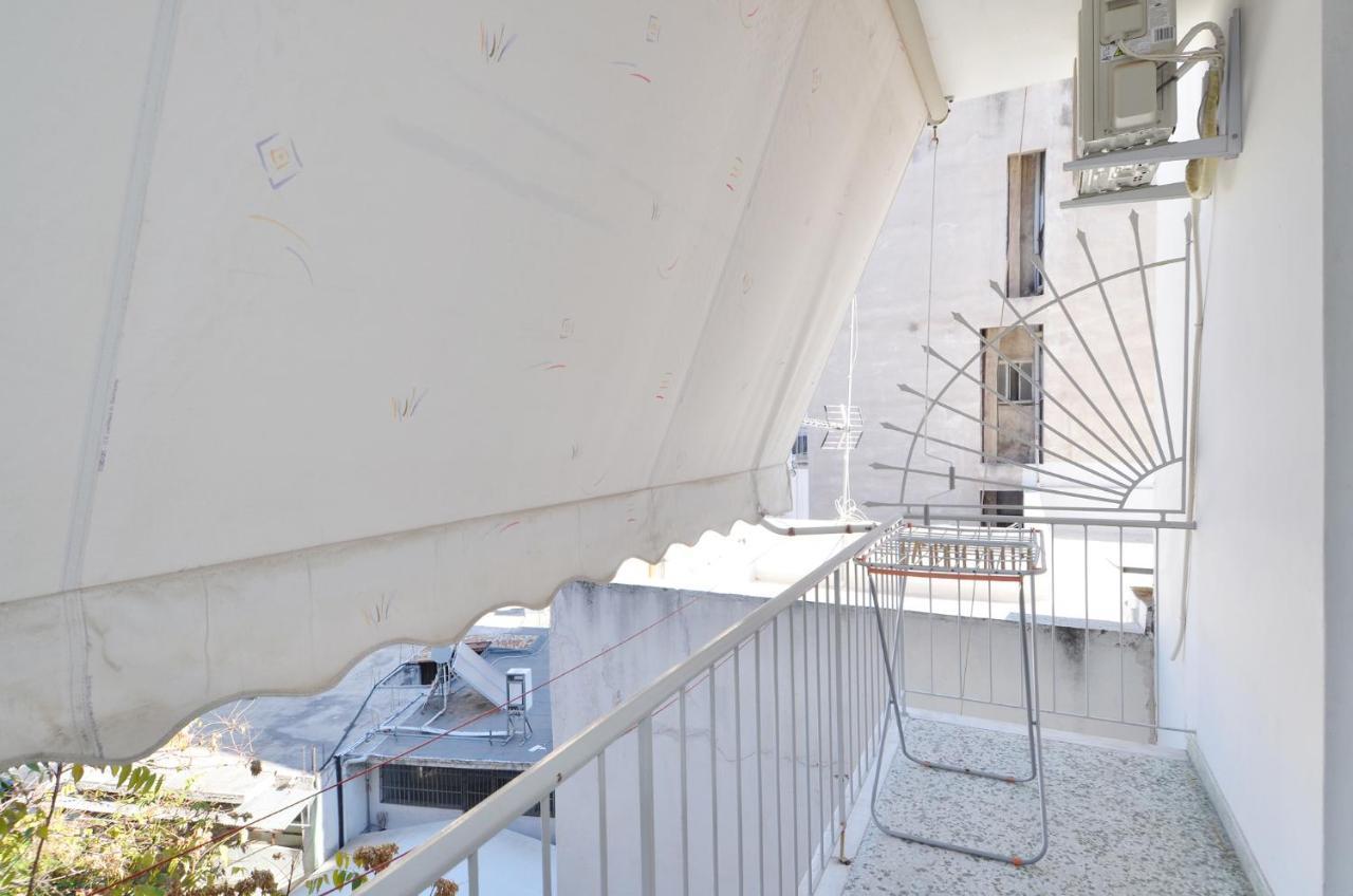 Apartment In The Heart Of Athens Next To Metro Eksteriør billede